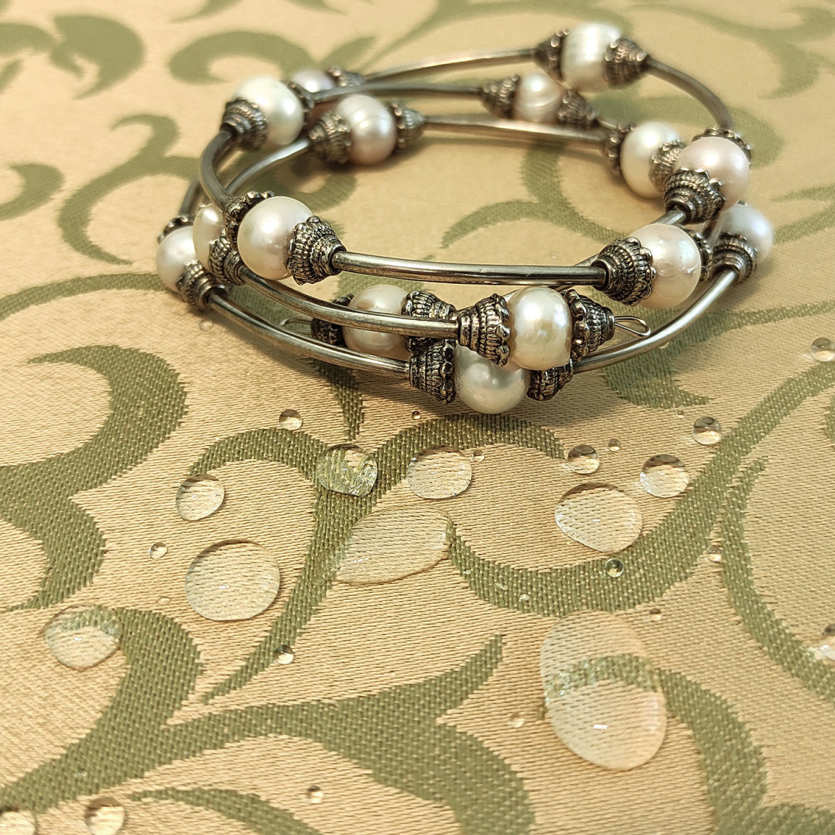 Салфетки 40x40 см. цвет фисташковый дизайн 1751 (крупный вензель) коллекция Ричард Салфетки 40x40 см. цвет фисташковый дизайн 1751 (крупный вензель) коллекция Ричард