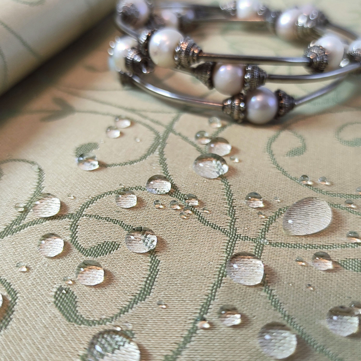 Салфетки 45x45 см. цвет фисташковый дизайн 1812 (тонкий завиток) коллекция Ричард Салфетки 45x45 см. цвет фисташковый дизайн 1812 (тонкий завиток) коллекция Ричард