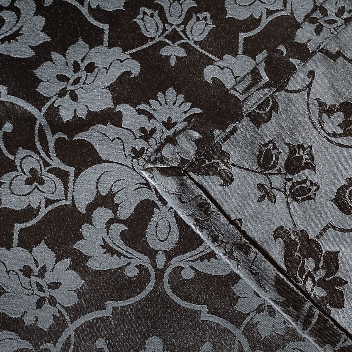 Подтарельники 45х35 см. ткань Ричард с цветочным рисунком цвет черный